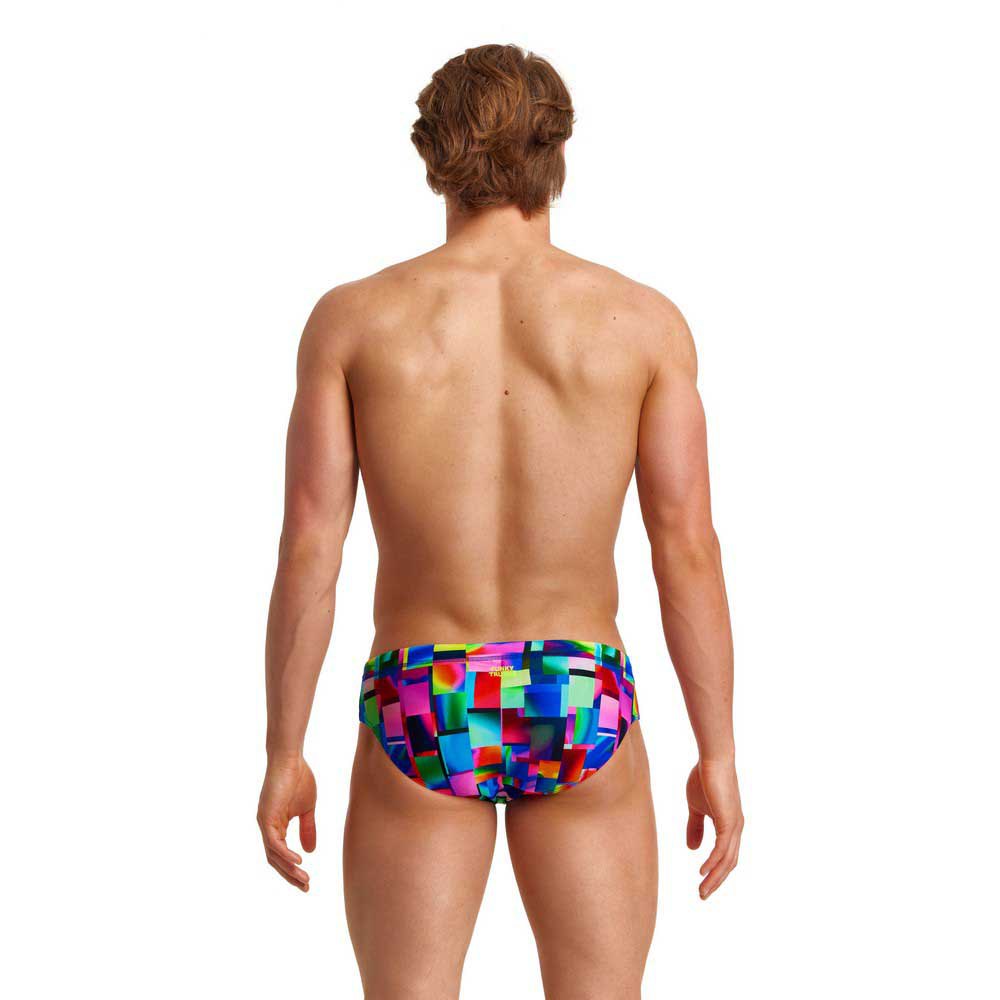MEN’S CLASSIC TRUNKS